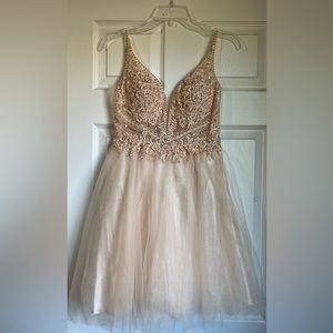 ✨Champagne dress, cute & sparkly!✨ (pictures with/without flashlight)